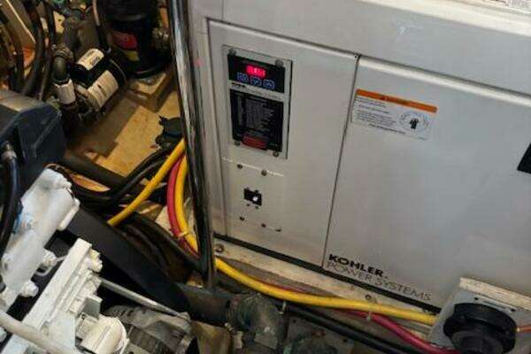 Carver 43 Motor Yacht Yacht For Sale