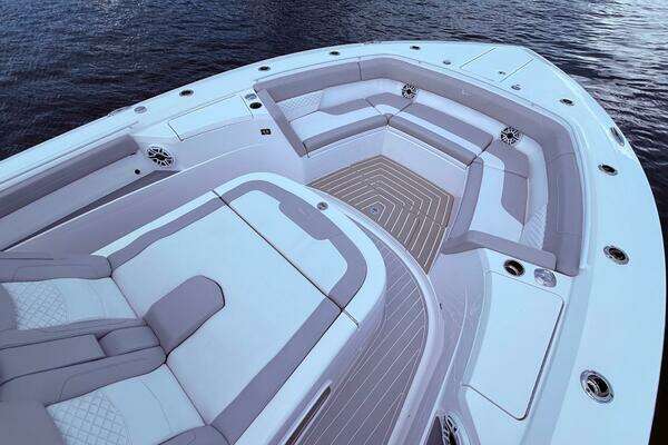 Scout 400 LXF Yacht For Sale