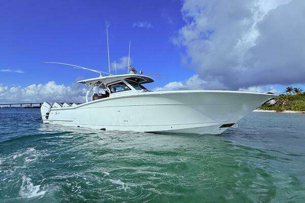 Carver 43 Motor Yacht Yacht For Sale