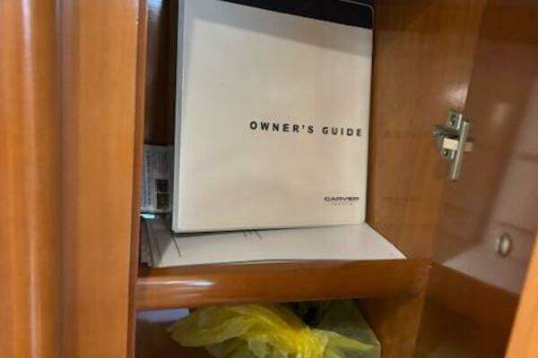 Carver 43 Motor Yacht Yacht For Sale