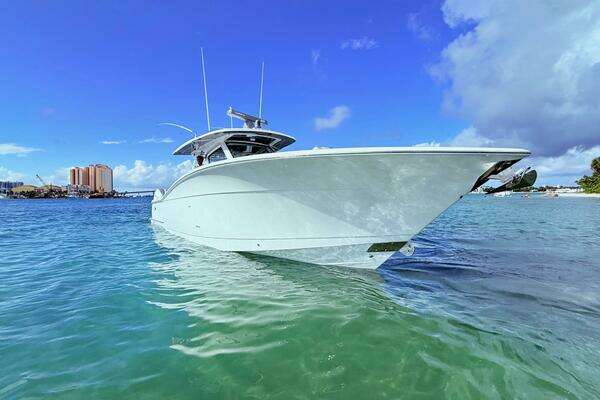 Carver 43 Motor Yacht Yacht For Sale