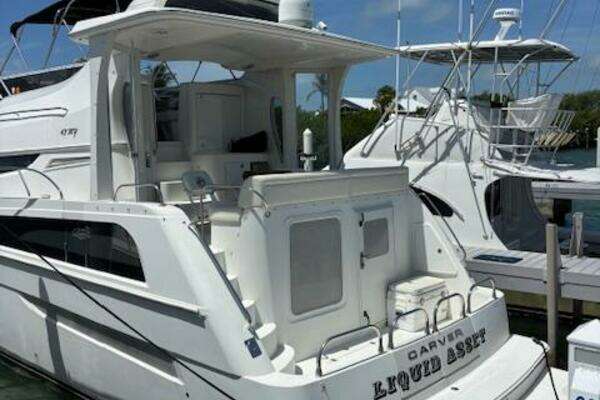 Carver 43 Motor Yacht Yacht For Sale