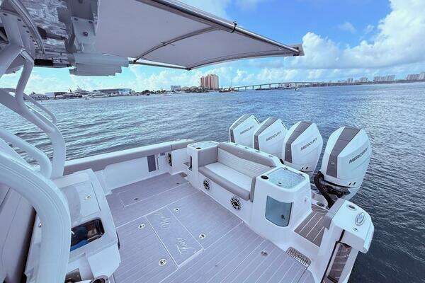 Scout 400 LXF Yacht For Sale