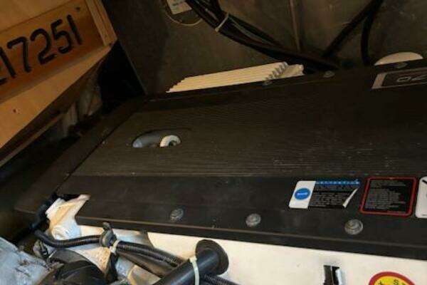 Carver 43 Motor Yacht Yacht For Sale