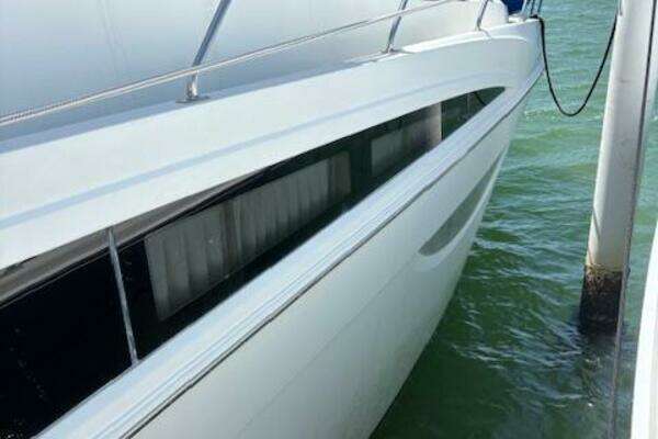 Carver 43 Motor Yacht Yacht For Sale
