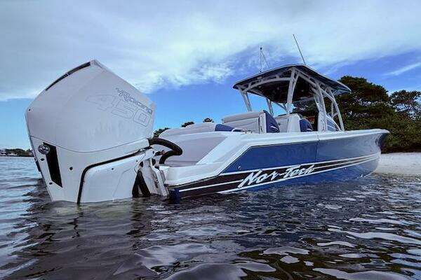 Nor-Tech 390 Sport Center Console Yacht For Sale