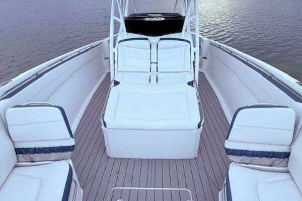 Nor-Tech 390 Sport Center Console Yacht For Sale