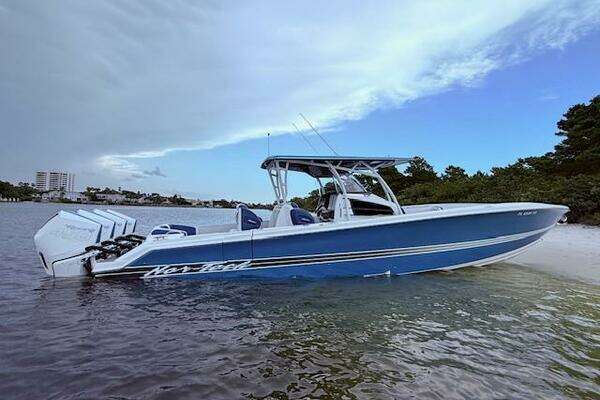 Nor-Tech 390 Sport Center Console Yacht For Sale