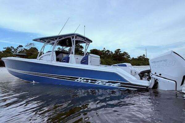 Nor-Tech 390 Sport Center Console Yacht For Sale