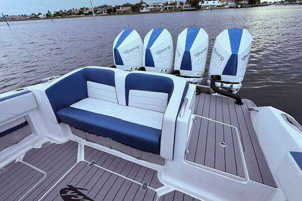 Nor-Tech 390 Sport Center Console Yacht For Sale