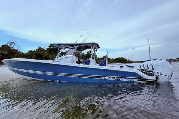 Nor-Tech 390 Sport Center Console Yacht For Sale