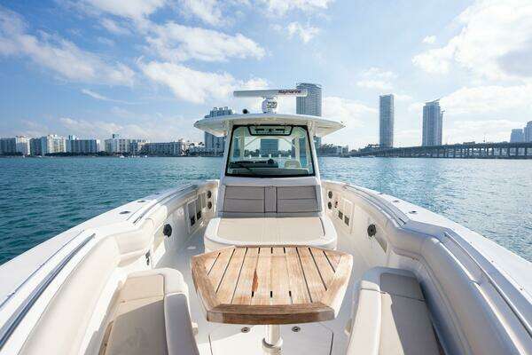 Boston Whaler 380 Outrage Center Console Yacht For Sale