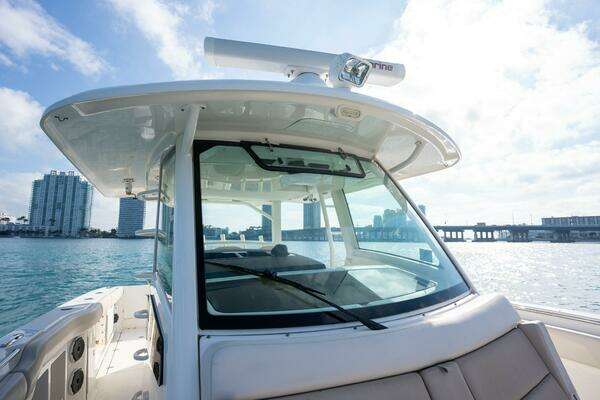 Boston Whaler 380 Outrage Center Console Yacht For Sale
