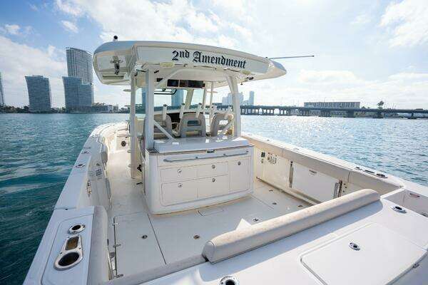 Boston Whaler 380 Outrage Center Console Yacht For Sale
