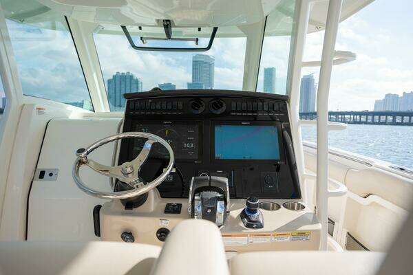 Boston Whaler 380 Outrage Center Console Yacht For Sale