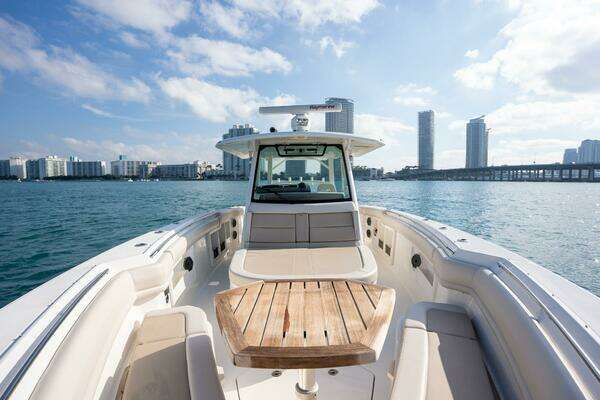 Boston Whaler 380 Outrage Center Console Yacht For Sale