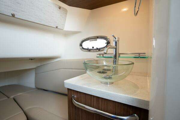 Boston Whaler 380 Outrage Center Console Yacht For Sale