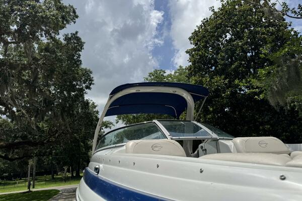 26ft Crownline Yacht For Sale