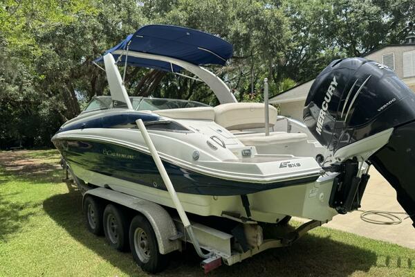 26ft Crownline Yacht For Sale