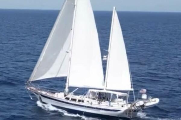 WILDFLOWER 72ft Ta Chiao Yacht For Sale