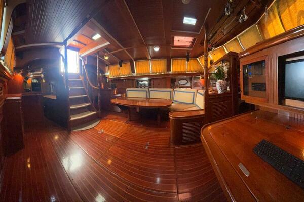 WILDFLOWER 72ft Ta Chiao Yacht For Sale