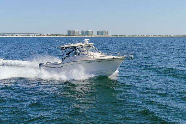 Grady-White 330 Express Yacht For Sale
