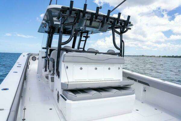 Invincible 46 CAT Yacht For Sale