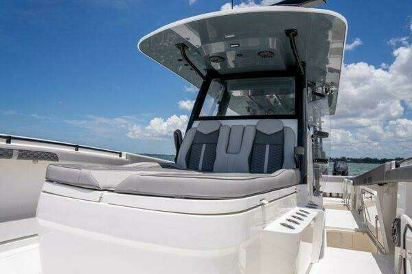 Invincible 46 CAT Yacht For Sale