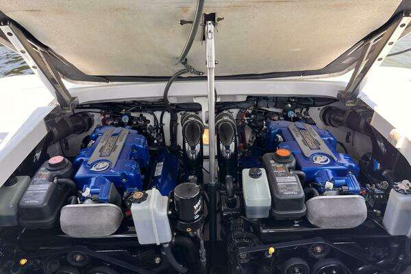 Photo of the 2003 Formula 400 Super Sport "La Bella Vita"