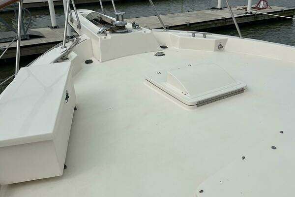 Hatteras 61 CPMY Yacht For Sale