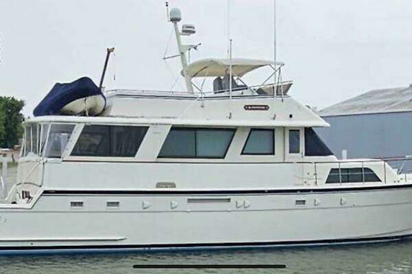 Hatteras 61 CPMY Yacht For Sale