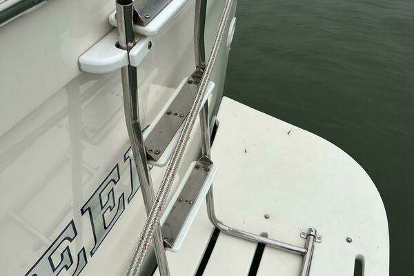 Hatteras 61 CPMY Yacht For Sale