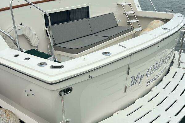 Hatteras 61 CPMY Yacht For Sale