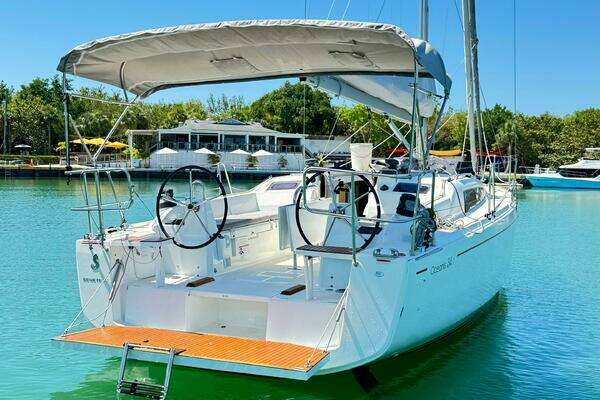 Photo of the 2023 Beneteau Oceanis 34.1