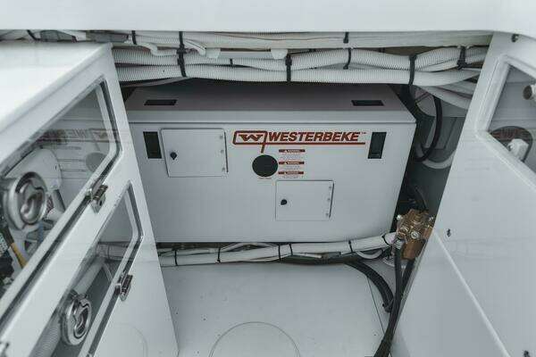HCB 48 Campeon Yacht For Sale