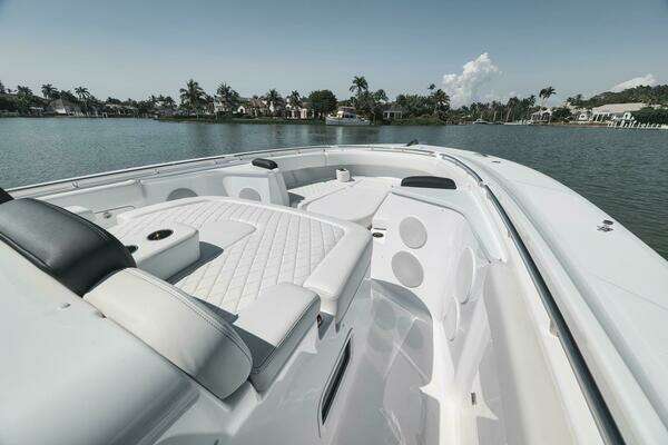 HCB 48 Campeon Yacht For Sale