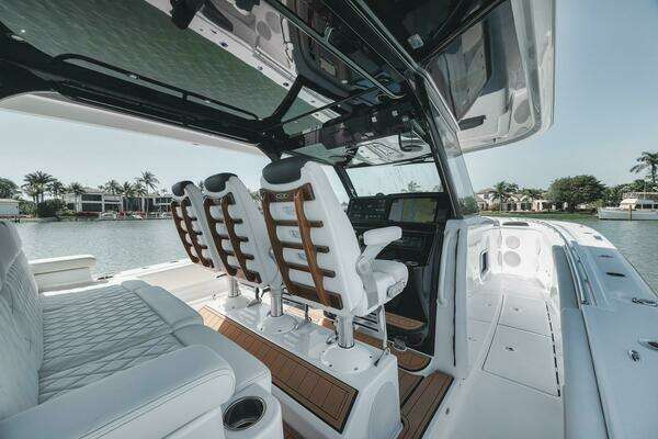 HCB 48 Campeon Yacht For Sale