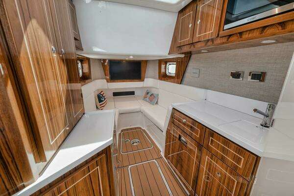 HCB 48 Campeon Yacht For Sale