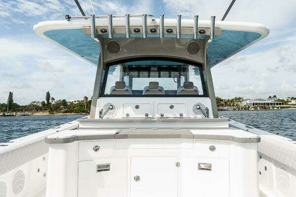 HCB 53 Suenos Yacht For Sale