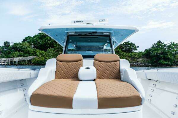 HCB 53 Suenos Yacht For Sale