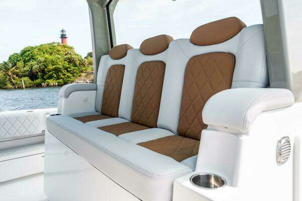 HCB 53 Suenos Yacht For Sale