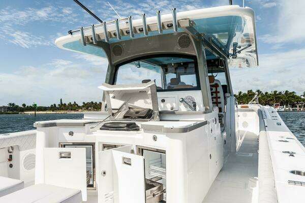 HCB 53 Suenos Yacht For Sale