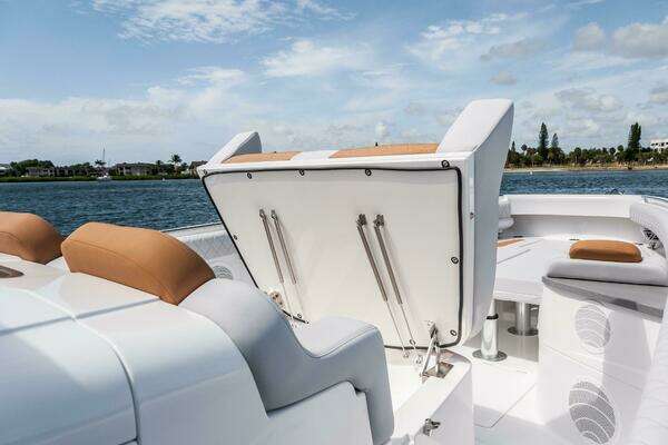 HCB 53 Suenos Yacht For Sale