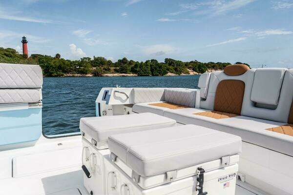 HCB 53 Suenos Yacht For Sale