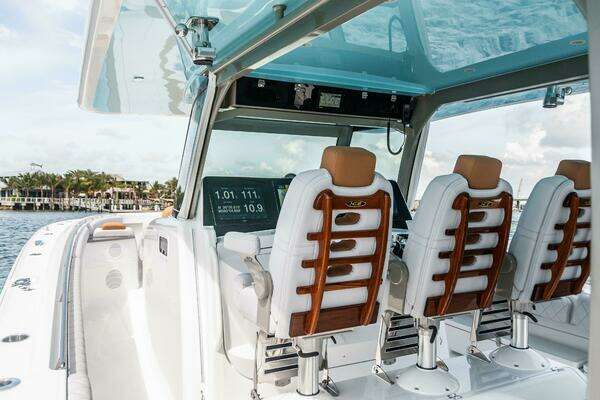 HCB 53 Suenos Yacht For Sale