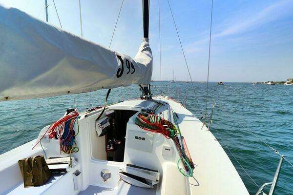 J Boats J/99 Yacht For Sale