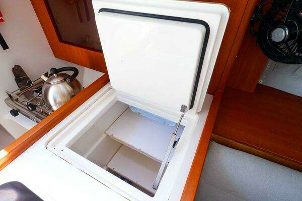 J Boats J/99 Yacht For Sale