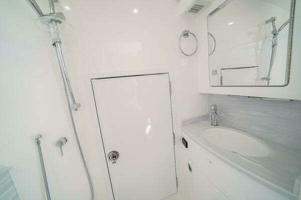 Valhalla Boatworks V46 Yacht For Sale