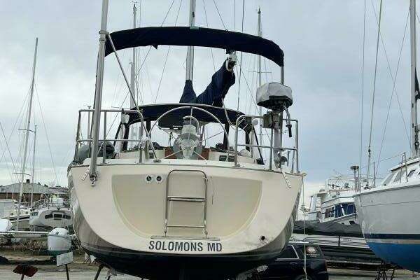 Photo of the 1993 Tartan 3500 "Puts N Calls"