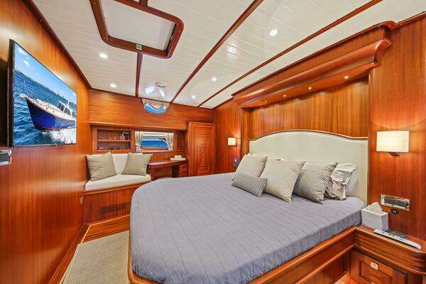 Vicem 65 Classic Yacht For Sale